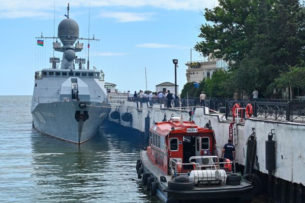 Малый артиллерийский корабль ВМФ России  "Волгодонск" в бакинском порту. - Sputnik Азербайджан