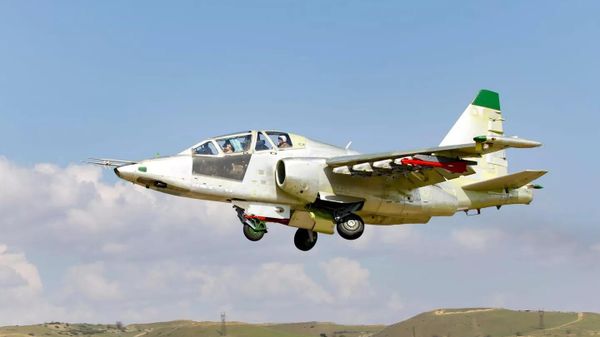 Штурмовик Су-25, фото из архива - Sputnik Азербайджан