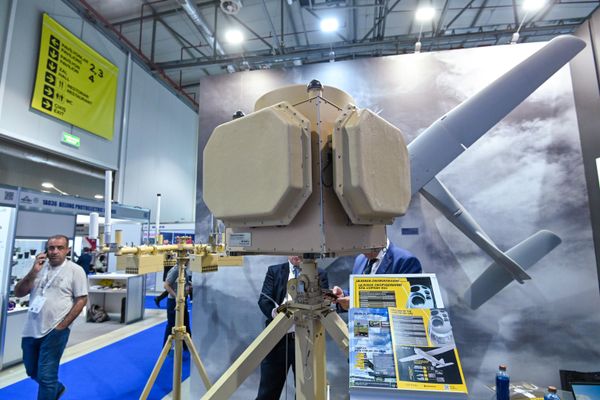 Целевое оборудование БЛА "Орлан-30" на стенде Рособоронэкспорта на международной оборонной выставке ADEX 2024 в Баку. - Sputnik Азербайджан