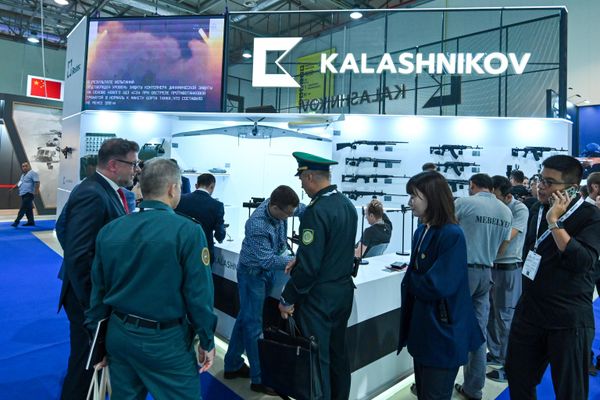 Стенд группы компаний "Калашников" на международной оборонной выставке ADEX 2024 в Баку. - Sputnik Азербайджан