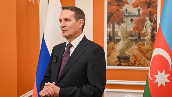 Директор Службы внешней разведки (СВР) России Сергей Нарышкин в Баку - Sputnik Азербайджан