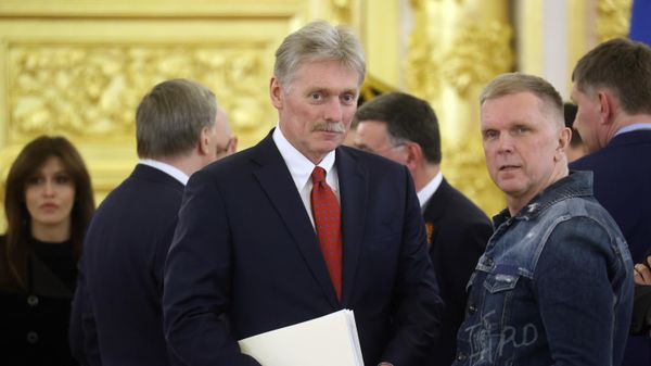 Rusiya Federasiyası Prezidentinin mətbuat katibi Dmitri Peskov - Sputnik Азербайджан
