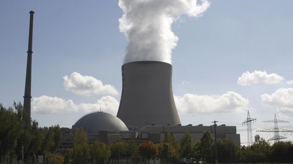 Атомная электростанция, фото из архива - Sputnik Азербайджан