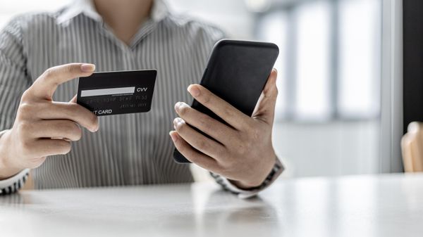 a credit card - Sputnik Азербайджан
