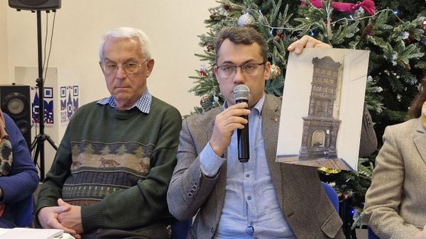 Итоговая пресс-конференция проекта Камины дворца де Бура в Русском доме в Баку - Sputnik Азербайджан