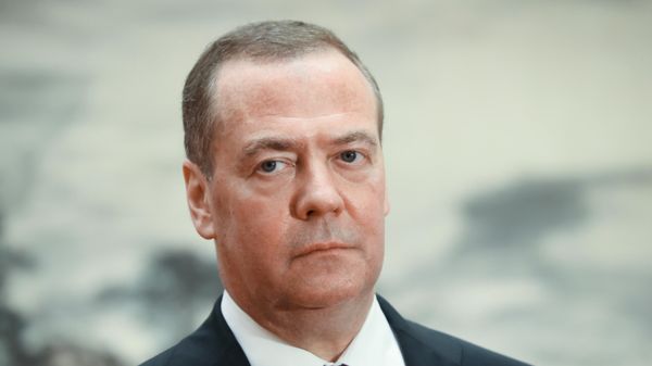 Rusiya Təhlükəsizlik Şurasının sədr müavini Dmitri Medvedev - Sputnik Азербайджан