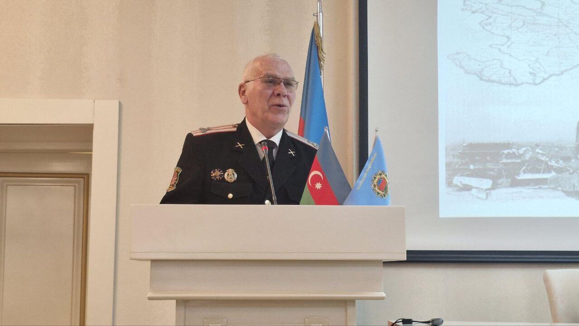 В Организации ветеранов войны, труда и Вооруженных сил Азербайджана прошла конференция на тему «Вклад Азербайджана в годы Великой Отечественной войны» - Sputnik Азербайджан, 1920, 13.12.2024