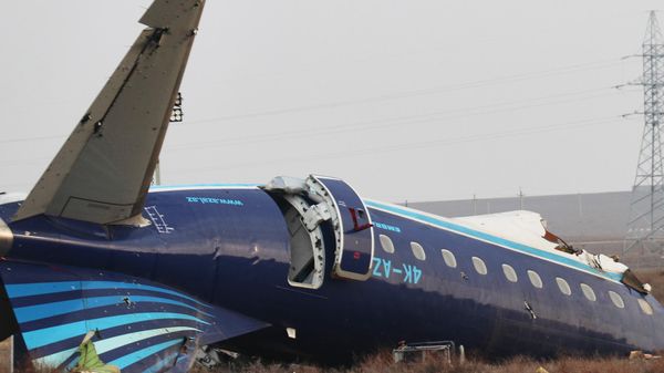 Embraer 190 təyyarəsinin Aktau şəhərinin yaxınlığında qəzaya uğraması - Sputnik Азербайджан