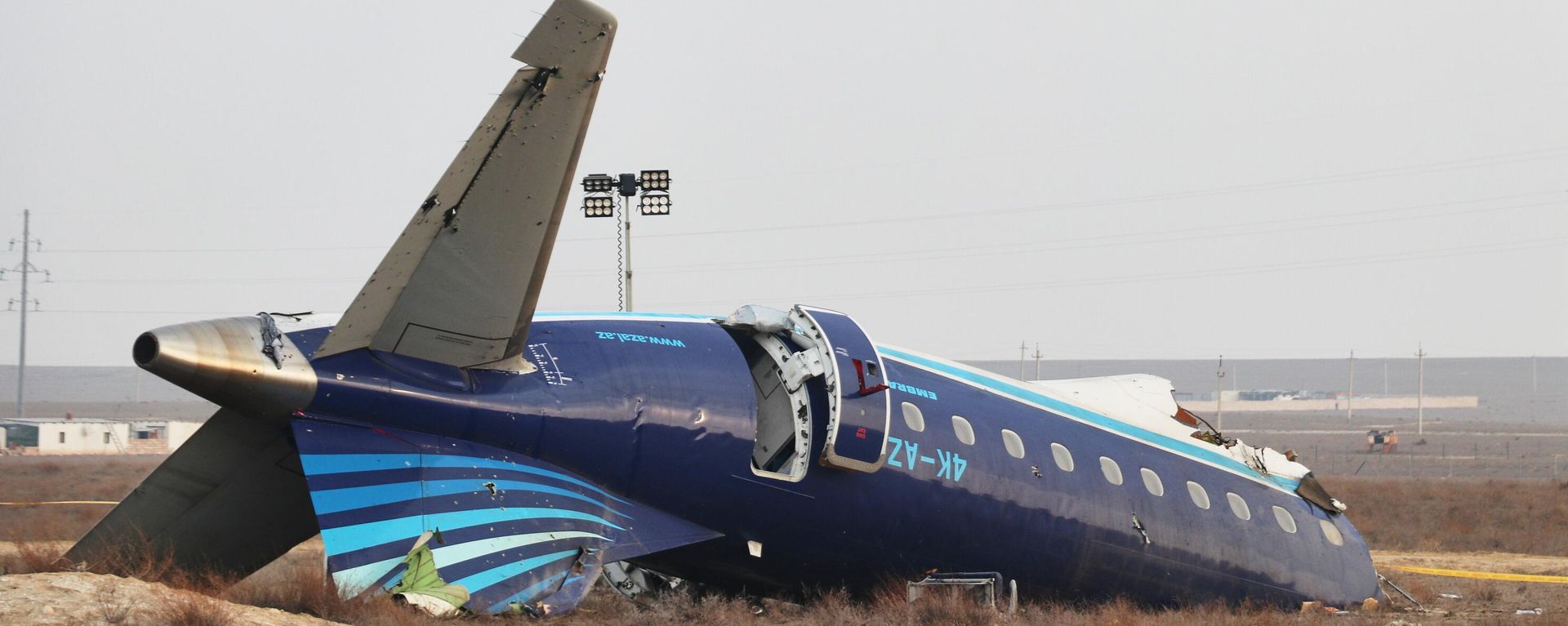 Embraer 190 təyyarəsinin Aktau şəhərinin yaxınlığında qəzaya uğraması - Sputnik Азербайджан, 1920, 04.03.2025