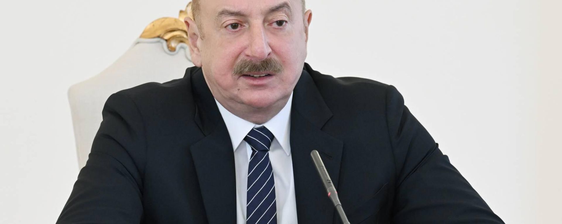Nəqliyyat məsələlərinə həsr olunmuş müşavirə - Sputnik Азербайджан, 1920, 28.01.2025