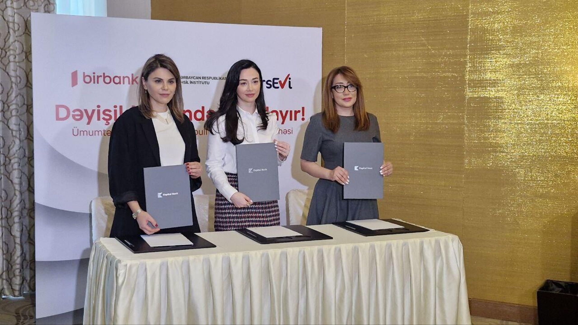 В Азербайджане дан старт новому проекту Dəyişiklik səndən başlayır (Перемены начинаются с тебя) - Sputnik Азербайджан, 1920, 31.01.2025