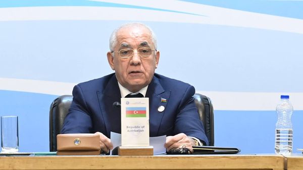 Али Асадов - Sputnik Азербайджан