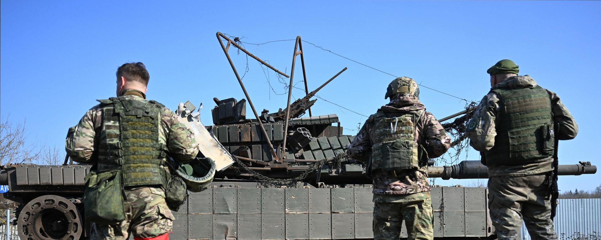 Военнослужащие ВС РФ  - Sputnik Азербайджан, 1920, 26.04.2025