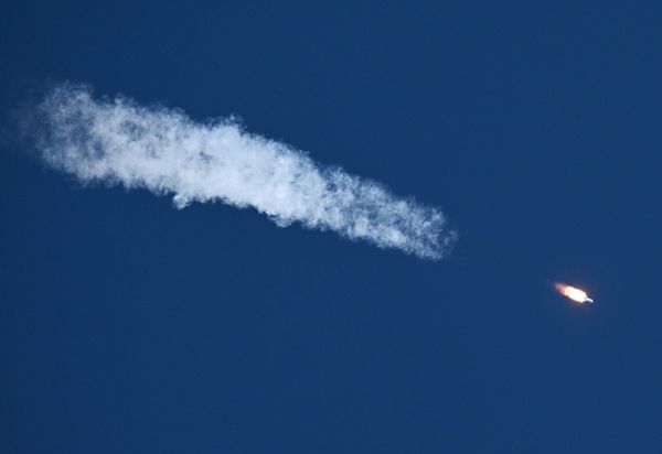 Запуск РН Союз-2.1а с кораблем Союз МС-27 с космодрома Байконур - Sputnik Азербайджан