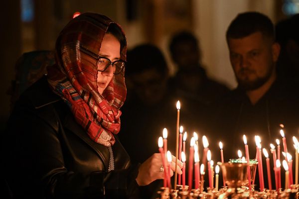 Пасхальное богослужение в Кафедральном соборе св. Жен-Мироносиц в Баку - Sputnik Азербайджан