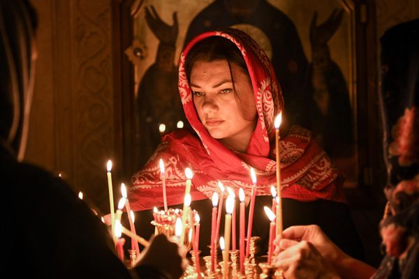 Пасхальное богослужение в Кафедральном соборе св. Жен-Мироносиц в Баку - Sputnik Азербайджан