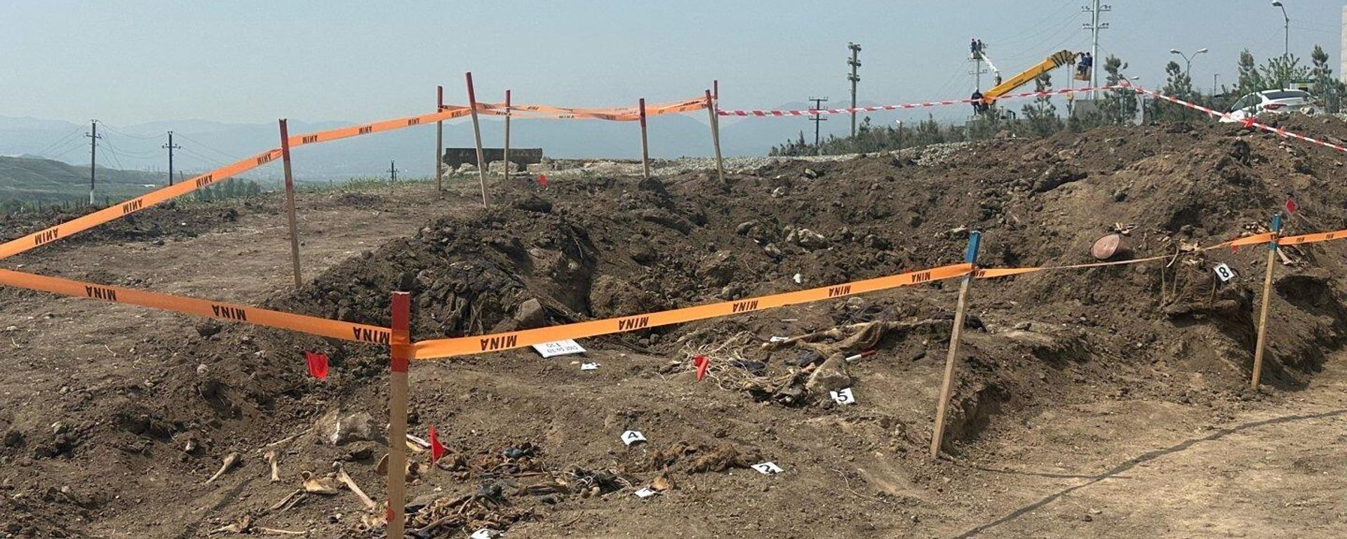 В Ходжалы обнаружено еще одно массовое захоронение - Sputnik Азербайджан, 1920, 01.05.2025