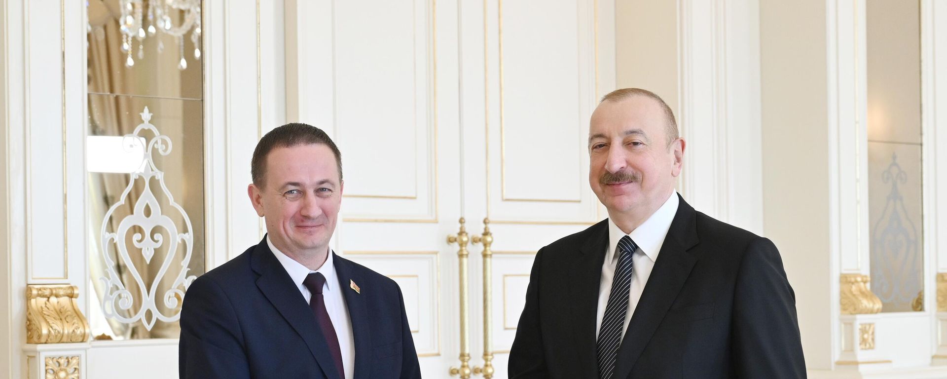 Президент Азербайджана Ильхам Алиев принял премьер-министра Беларуси - Sputnik Азербайджан, 1920, 06.05.2025