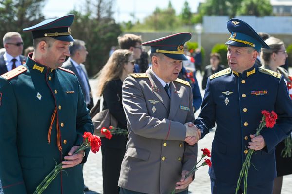 Мероприятие, посвященное 9 мая у мемориала "Братские могилы". - Sputnik Азербайджан