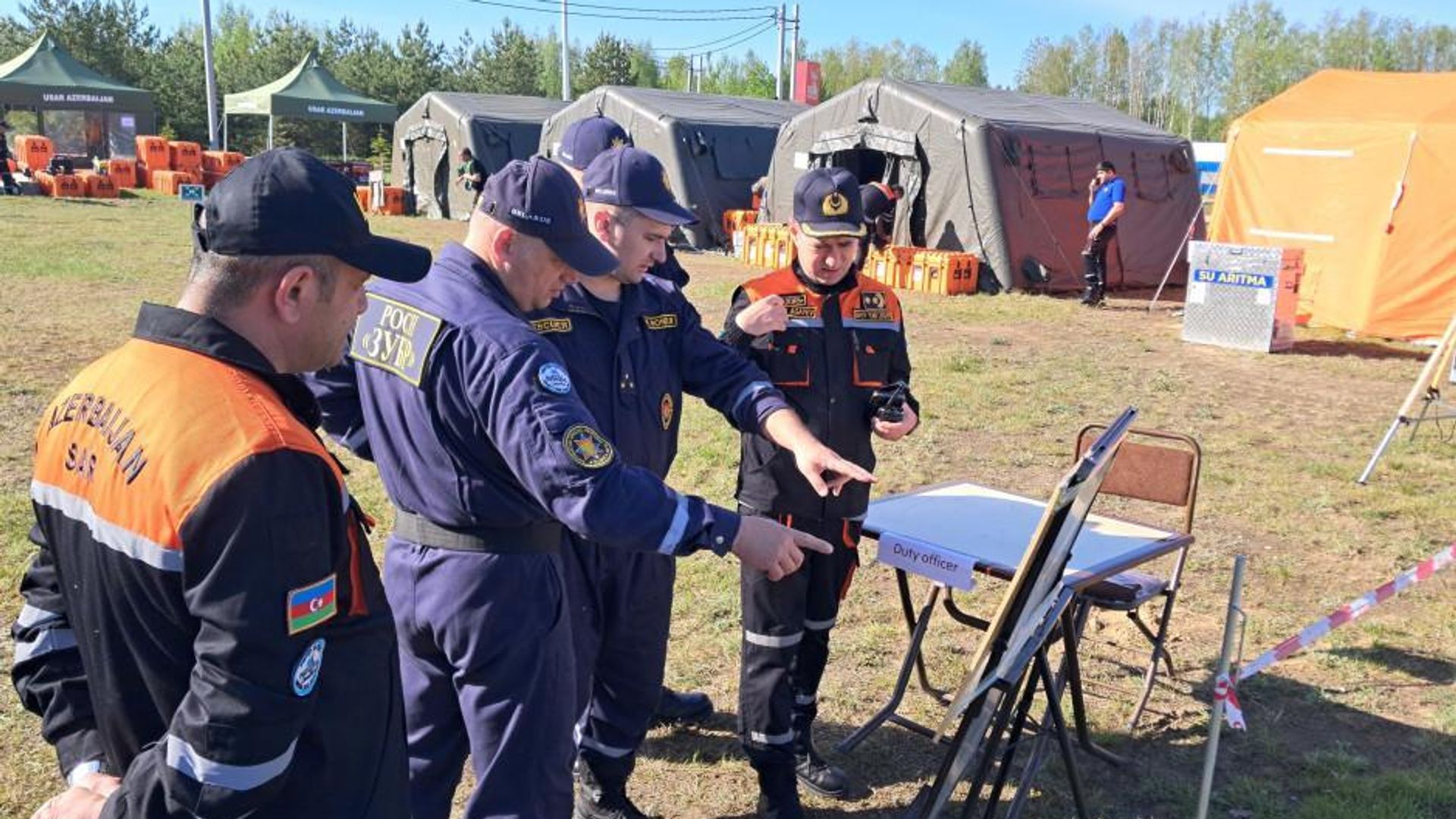 МЧС Азербайджана на совместных учениях стран СНГ
МЧС Азербайджана на совместных учениях стран СНГ
- Sputnik Азербайджан, 1920, 24.05.2025