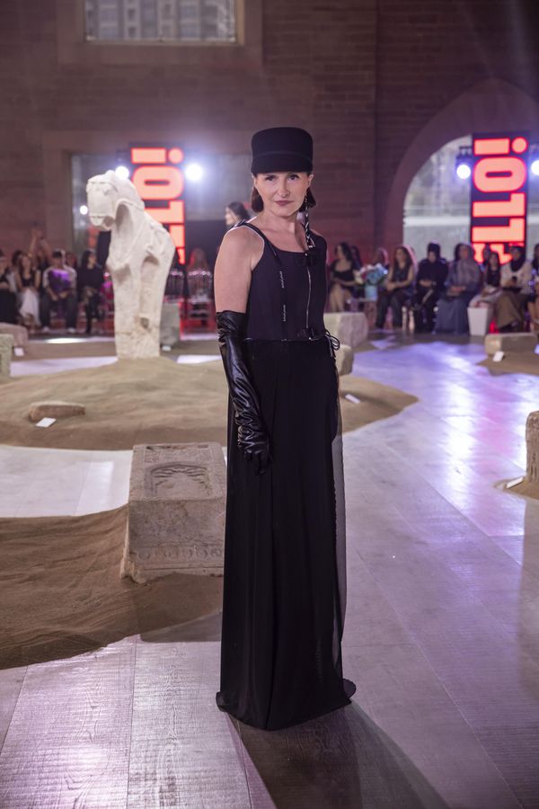 В Баку прошел один из самых ожидаемых модных событий года -18-й сезон Azerbaijan Fashion Week. - Sputnik Азербайджан
