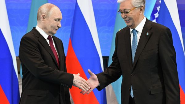 Государственный визит президента РФ Владимира Путина в Казахстан - Sputnik Азербайджан