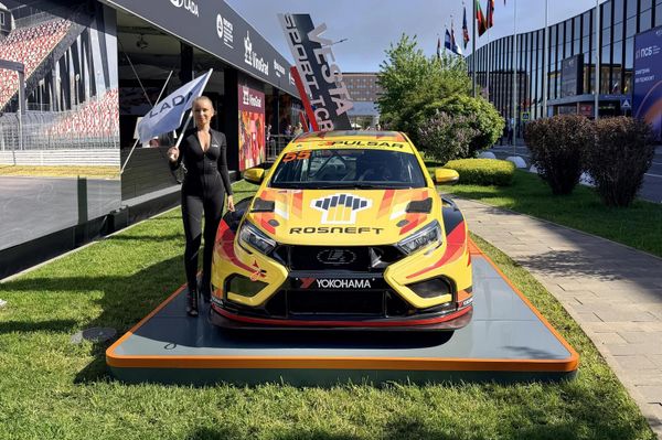 Lada Vesta TCR - Sputnik Азербайджан