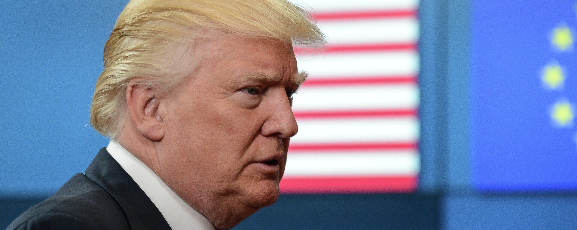 Президент США Дональд Трамп встретился с лидерами ЕС в Брюсселе - Sputnik Азербайджан, 1920, 10.07.2026