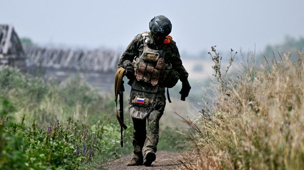 Боевое слаживание штурмовиков группировки войск Центр - Sputnik Азербайджан