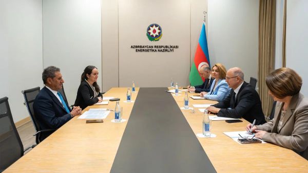 Международное агентство по возобновляемым источникам энергии (IRENA) предложило Азербайджану стать участником Глобального альянса морской ветроэнергетики.  - Sputnik Азербайджан