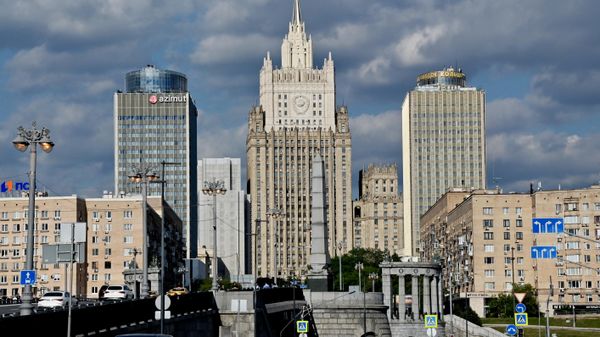 Здание Министерства иностранных дел РФ в Москве - Sputnik Азербайджан