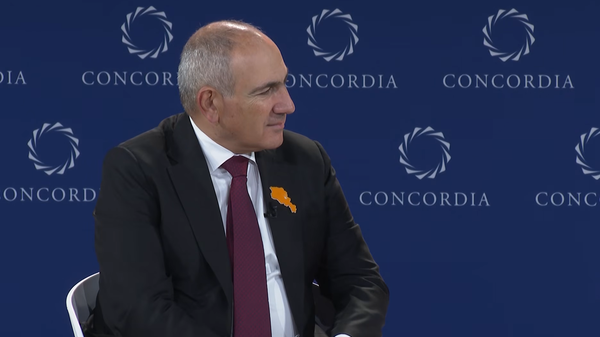 Премьер-министр Армении Никол Пашинян на панельной дискуссии саммита Конкордия в рамках ГА ООН в Нью-Йорке - Sputnik Азербайджан