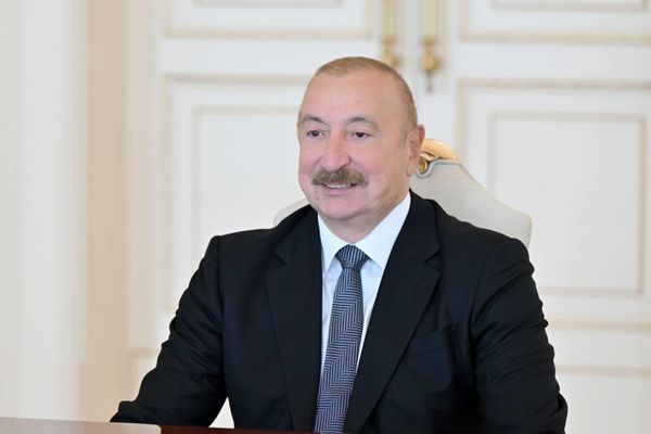 Президент Азербайджана Ильхам Алиев принял принял президента ФИФА Джанни Инфантино - Sputnik Азербайджан