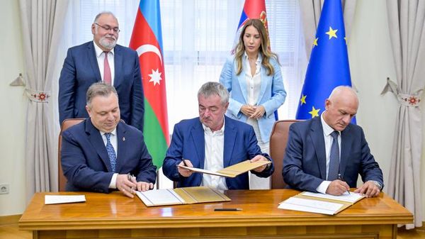 Электропривреда Сербии (ЕПС), Србиягаз и азербайджанская нефтяная компания SOCAR - Sputnik Азербайджан