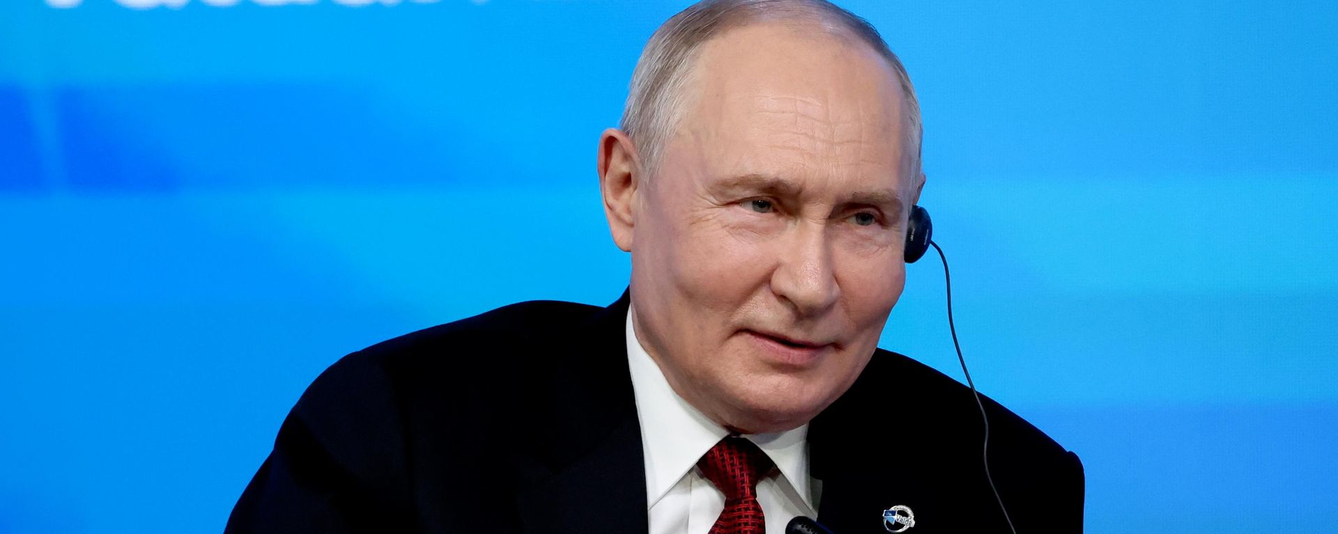 Президент Владимир Путин принял участие в работе дискуссионного клуба Валдай - Sputnik Азербайджан, 1920, 01.10.2026