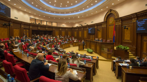 Драка в парламенте Армении - Sputnik Азербайджан
