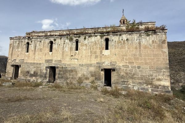 Представители Албано-удинской религиозной общины посетили монастырь Агоглан в Лачине - Sputnik Азербайджан