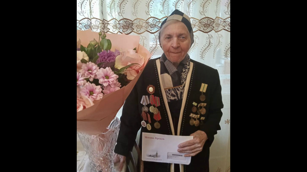 Посольство России поздравило ветерана ВОВ Магеру Мамедову, проживающую в Азербайджане - Sputnik Азербайджан