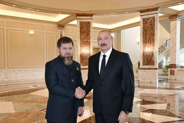 Рамзан Кадыров и Ильхам Алиев Рамзан Кадыров и Ильхам Алиев - Sputnik Азербайджан