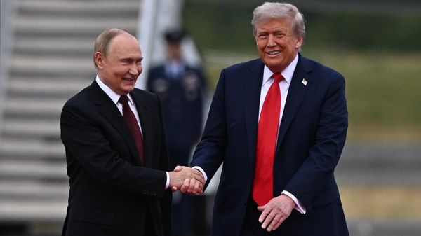 Встреча президентов России и США на Аляске - Sputnik Азербайджан