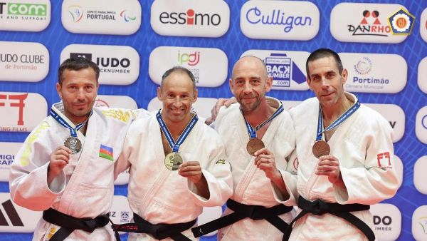 Азербайджанские ветераны дзюдо завоевали еще две медали на чемпионате Европы.
 - Sputnik Азербайджан