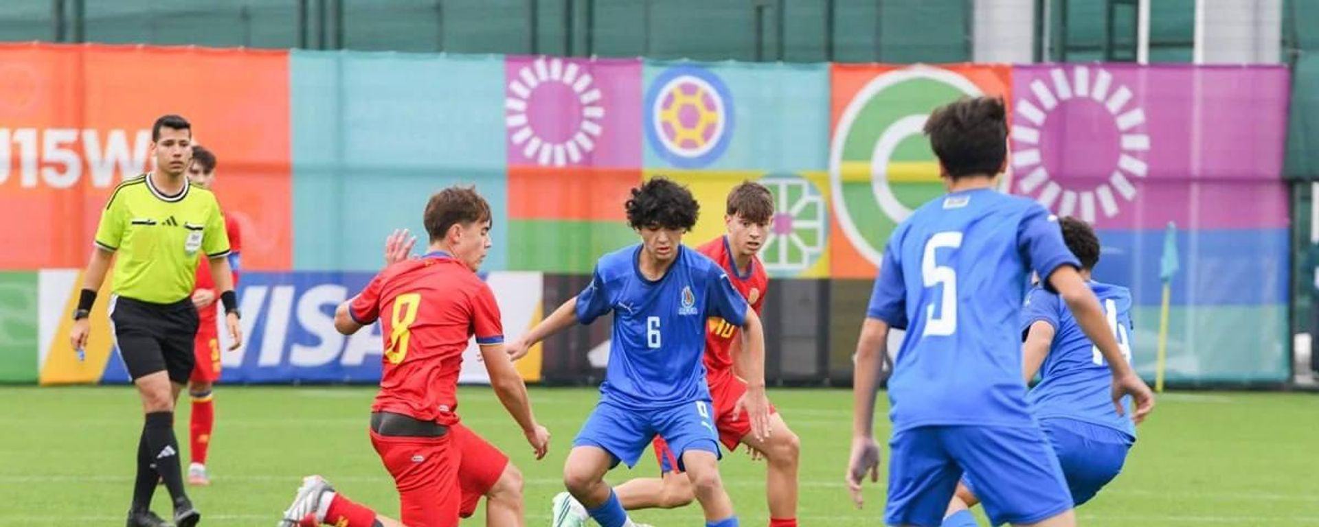Сборная Азербайджана по футболу в Баку на чемпионате мира FIFA U-15. - Sputnik Азербайджан, 1920, 25.10.2026