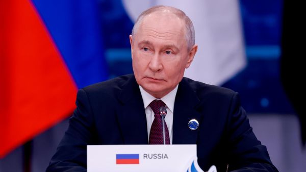 Президент РФ Владимир Путин - Sputnik Азербайджан