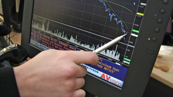 Работа в офисе инвестиционной компании, архивное фото - Sputnik Азербайджан