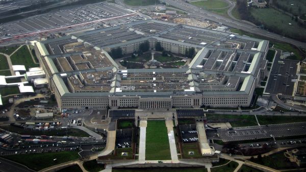 Washington and NATO are not seeking confrontation with Russia, but will not compromise on international principles vital for European and US security, Pentagon spokesperson Lt. Col. Vanessa Hillman said - Sputnik Азербайджан