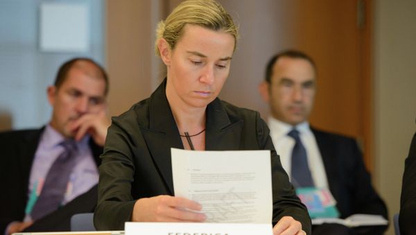 The new EU High Representative for Foreign Affairs and Security Policy Federica Mogherini hopes to find common ground to bring together European leaders - Sputnik Азербайджан