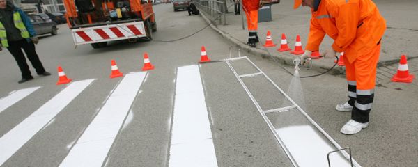 Обновление дорожной разметки в Новосибирске - Sputnik Азербайджан