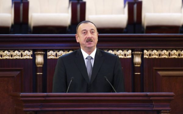Президент Ильхам Алиев выступил на мероприятии, посвященном 70-летнему юбилею Национальной академии наук АР - Sputnik Азербайджан