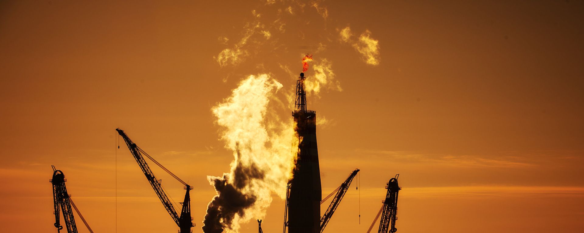 Нефтяная платформа  - Sputnik Азербайджан, 1920, 26.04.2024