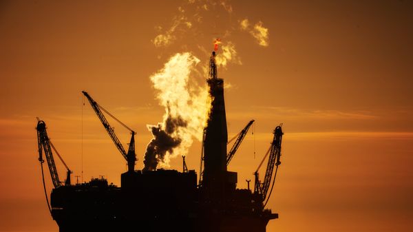 Нефтяная платформа  - Sputnik Азербайджан